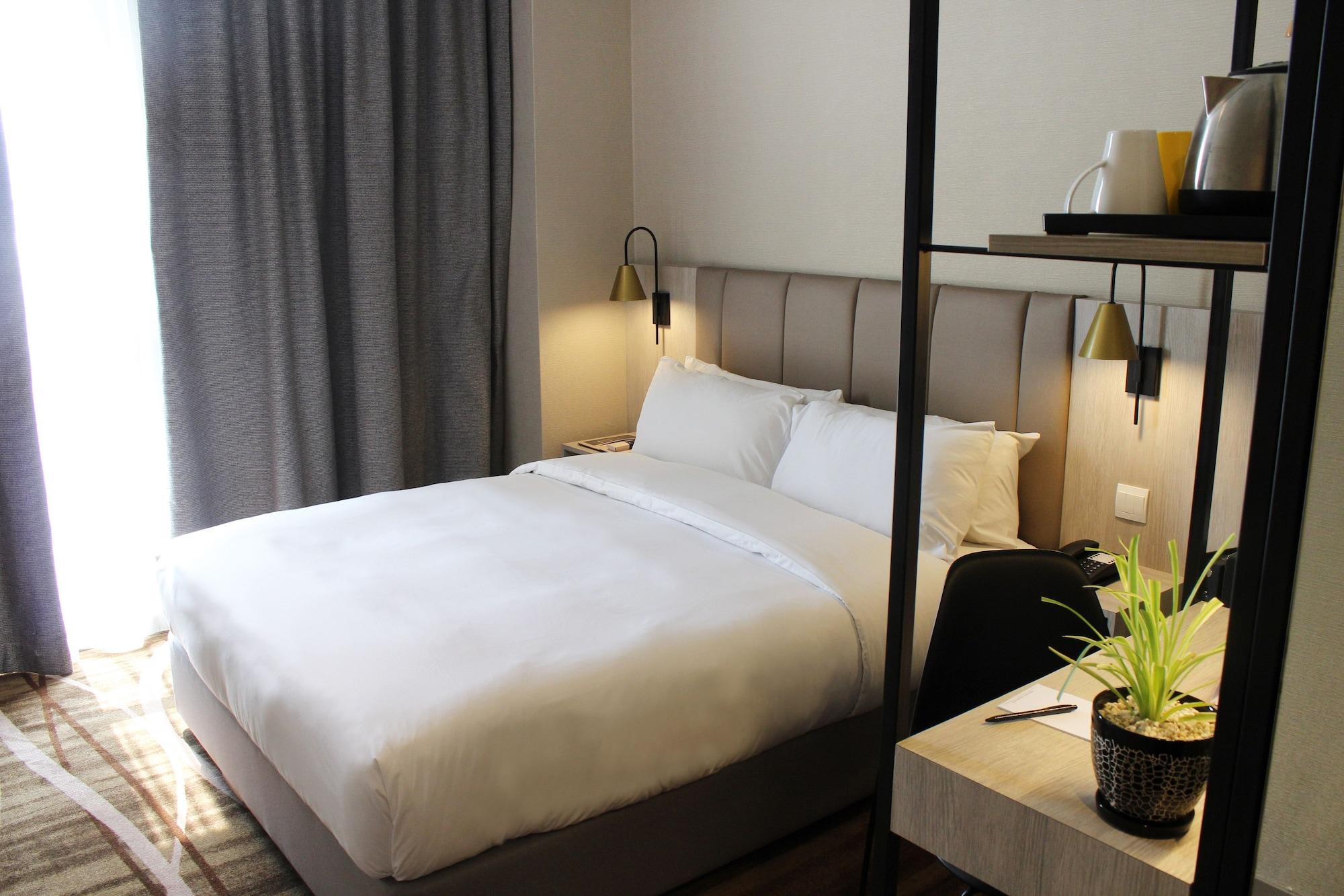 Mtree Hotel Пухонг Екстериор снимка