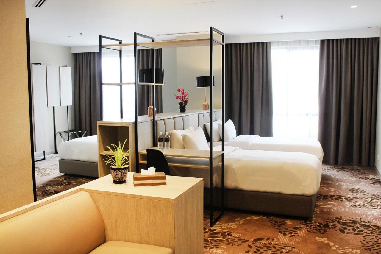 Mtree Hotel Пухонг Екстериор снимка