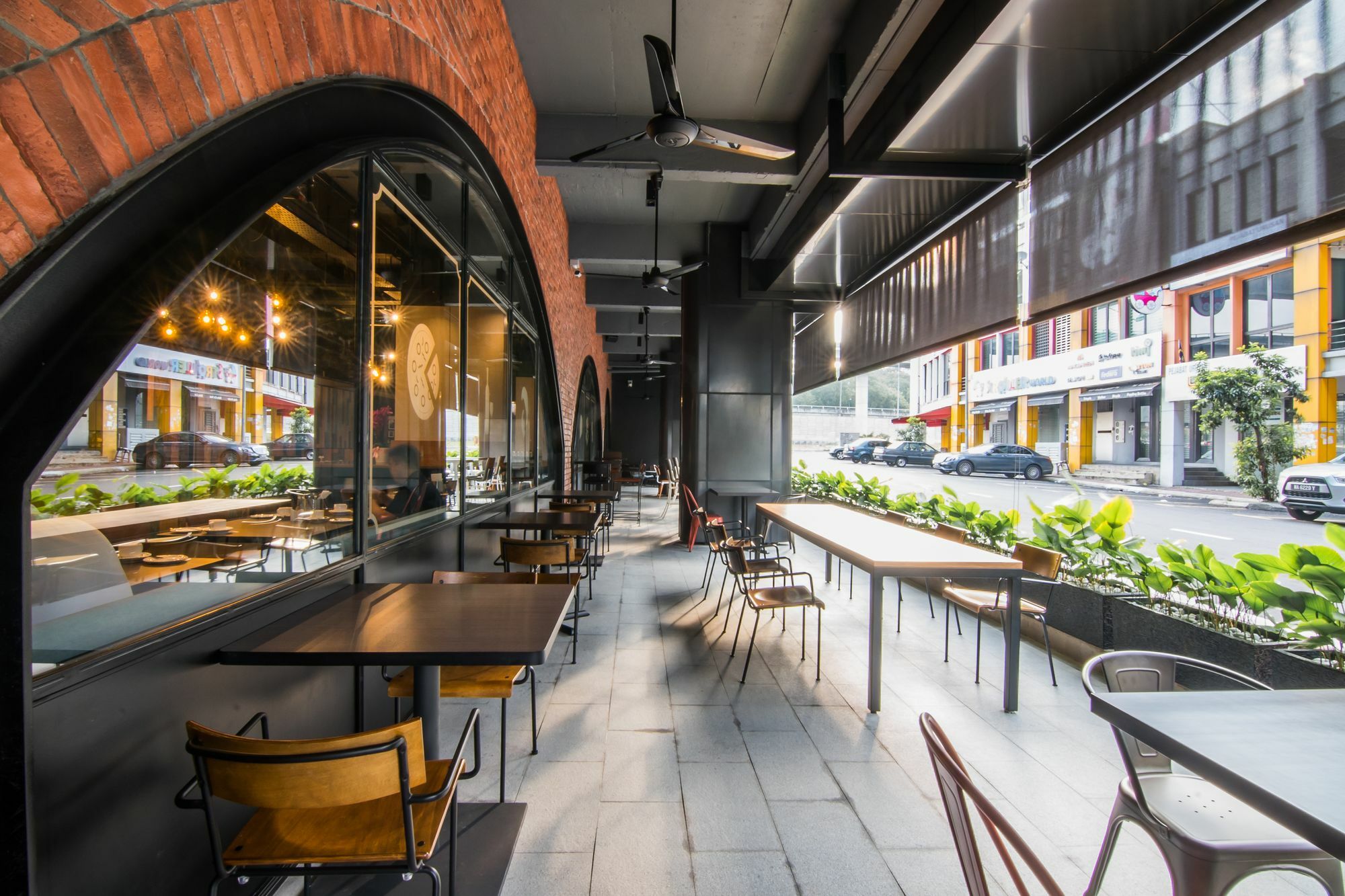Mtree Hotel Пухонг Екстериор снимка